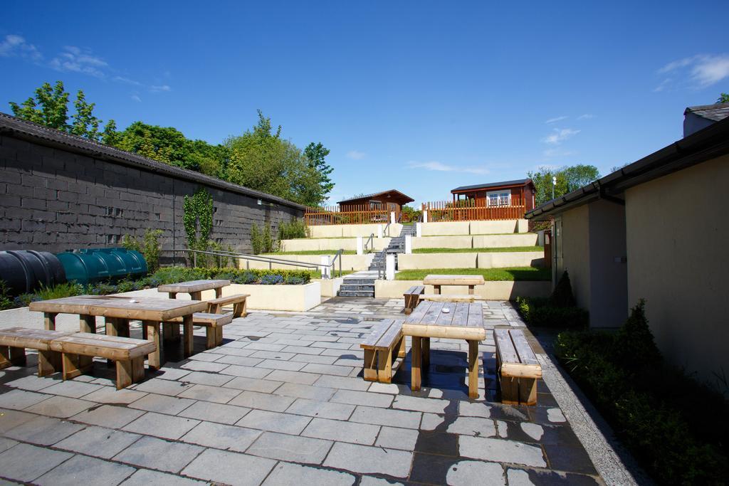 Giltraps Townhouse & Glamping Hotel Kinnitty Kültér fotó